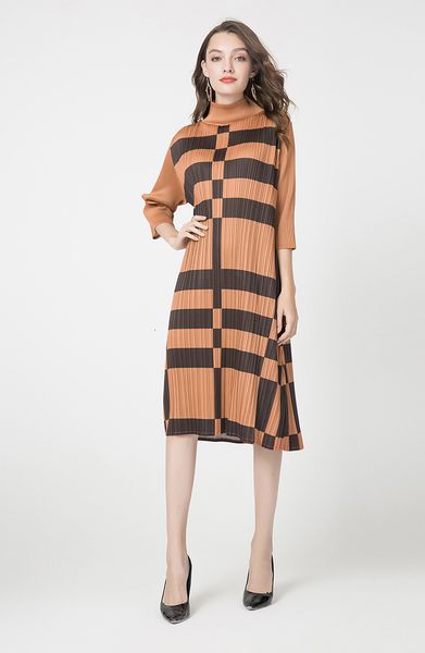 

dress miyake fashion fold three quarter stripe tuetleneck, Black;gray