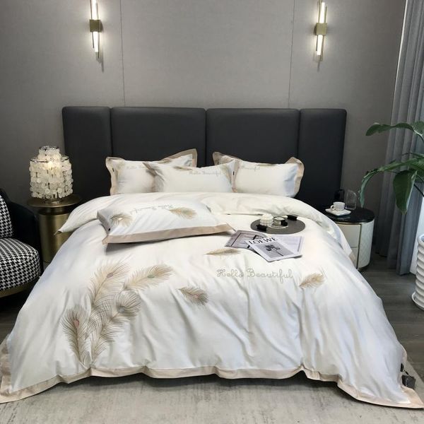 

bedding sets 4pcs luxury egyptian cotton feathers embroidered duvet cover set king size white bed sheets  double linen