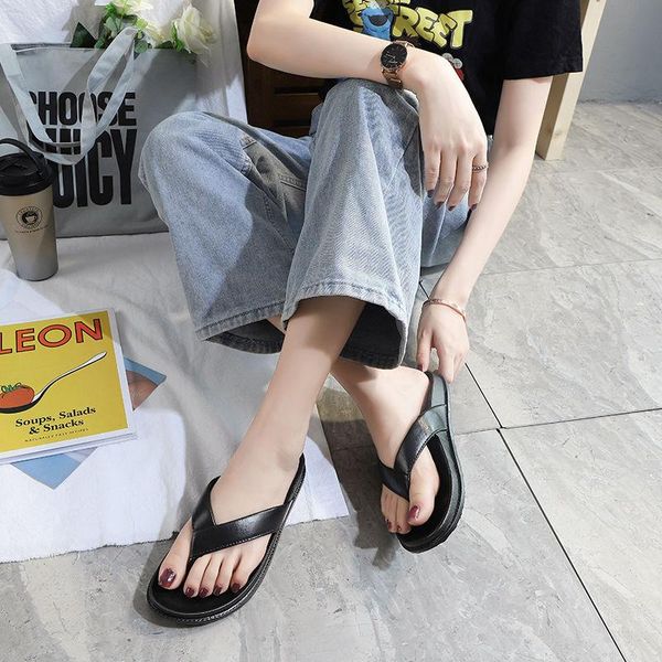 

flip flops, women's summer sandals, korean version of the trend non-slip beach shoes, casual ladies slippers, Black