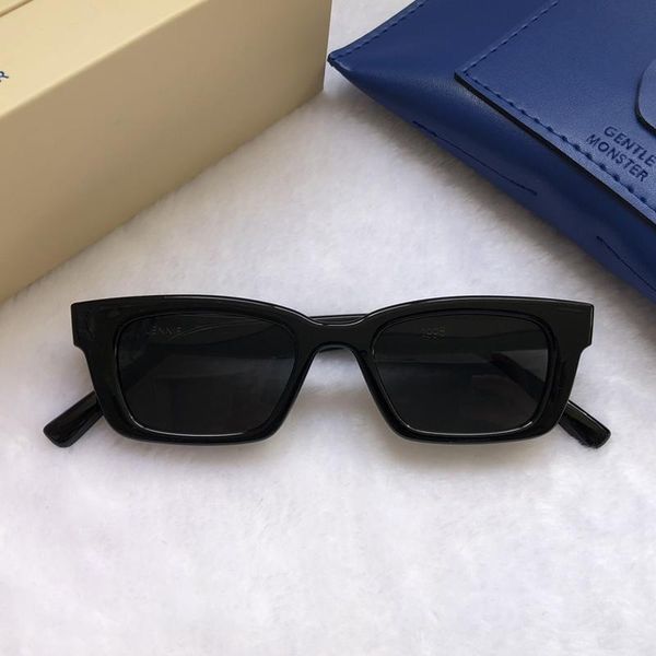 

2021 korean star jennie cooperation gm sunglasses jentle home fashion women elegant sunglass lady small frame sun glasses 1996, White;black