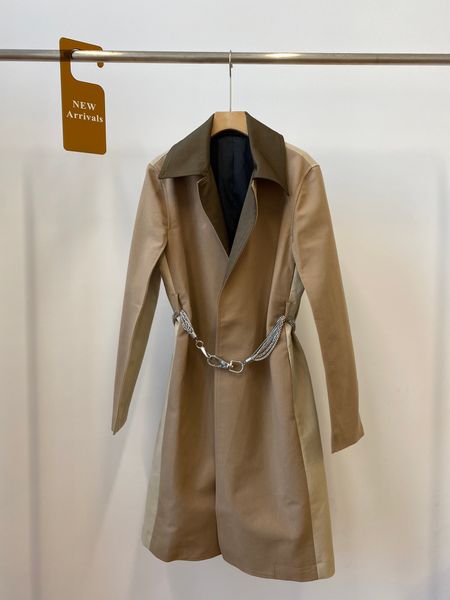 

front and back color blocking chain windbreaker, Tan;black