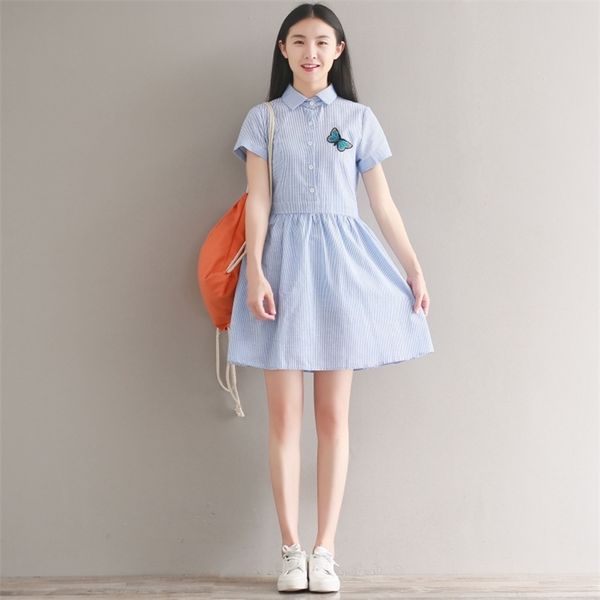 Mori Girl Preppy Style Summer Women Dress Colletto rovesciato a righe Slim Elbise Butterfly Appliques Cotone Lino Blu 210520
