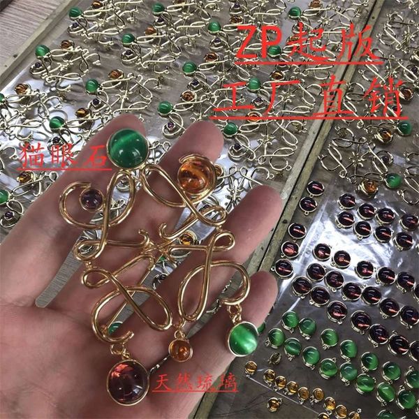 

loe luoyi brooch for women, Gray