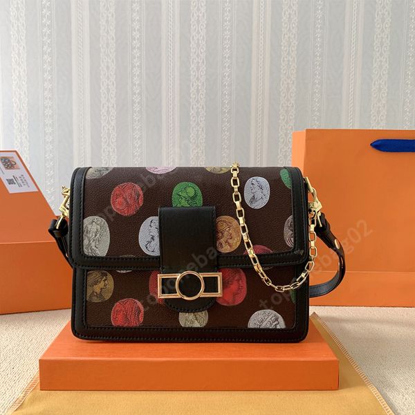 

crossbody bags selling badge graffiti square perfect combination of retro and modern fashion western style adjustable shoulder strap messeng