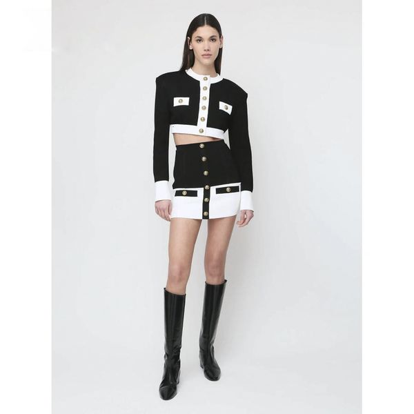 

skirts women's high waist metal buckle decorative knitting a-line black and white color blocking wrap skirt