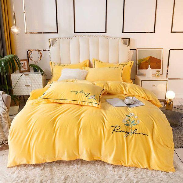 

new thickened warm crystal velvet four piece set of double-sided velvet quilt cover bed sheet flannel bedding