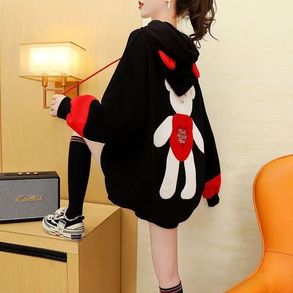 

2021 autumn and winter new hooded sweater female student wide songyuan sufeng design feeling plush thickened coat, Black