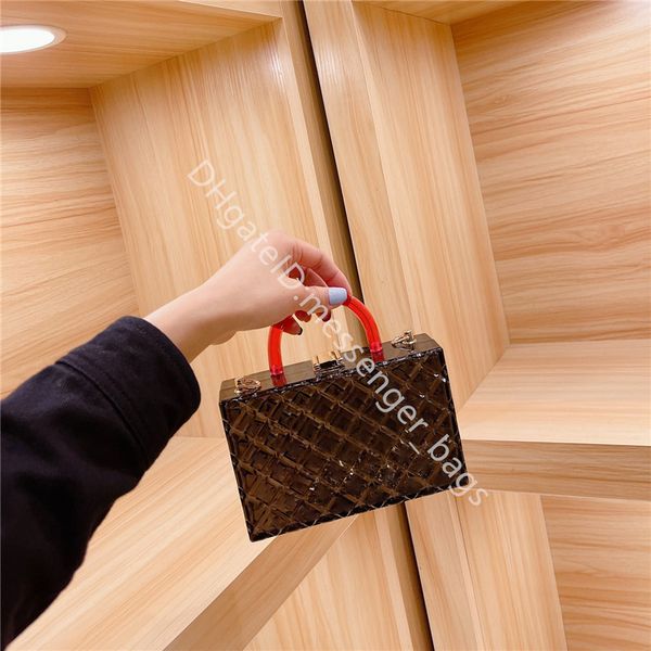 

2021 lady fashion handbags totes stars acrylic classic retro all-match lovely transparent trunk casual formal