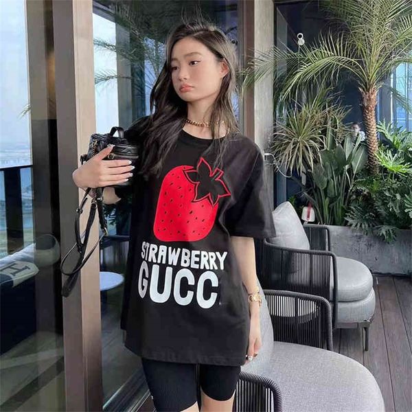 

2022 new fashion brand high sense strawberry letter printing loose round neck age reducing t-shirt women, White