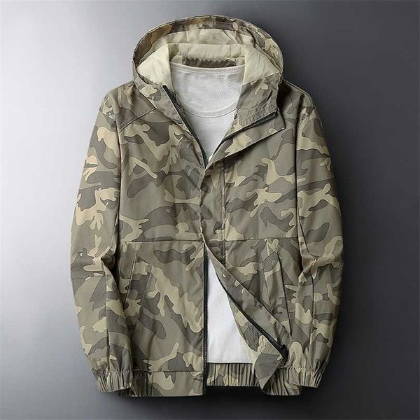 

camouflage hooded jacket men's spring korean outdoors casual streetwear male breathable military windbreakers 211110, Black;brown