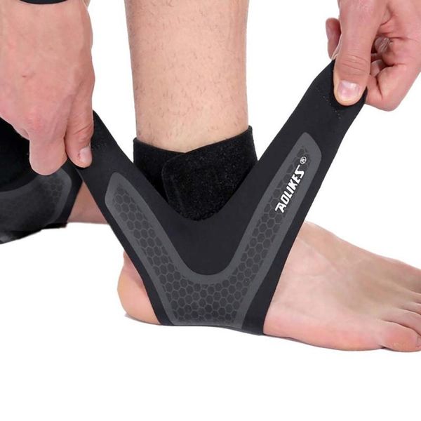 

sports ankle support elastic brace guard foot gear protector, Blue;black