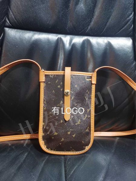 

new leisure l home fashion trend single shoulder small bag simple men's and women's messenger mobile phone change key