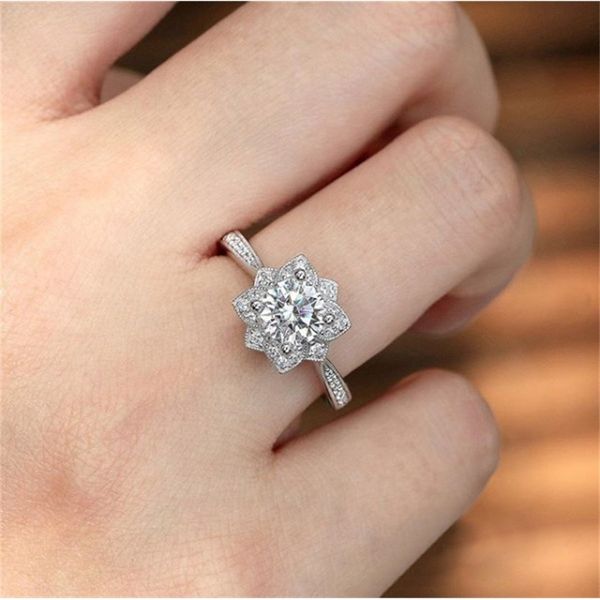 

weixu inlaid aaa zircon snowflake ring with 925 sier plated engagement, Silver