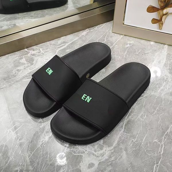 

2021 fashion men women sandals popular slide summer wide flat slippery sandals slipper flip flop orinigal size 35-45 mjjj0002, Black