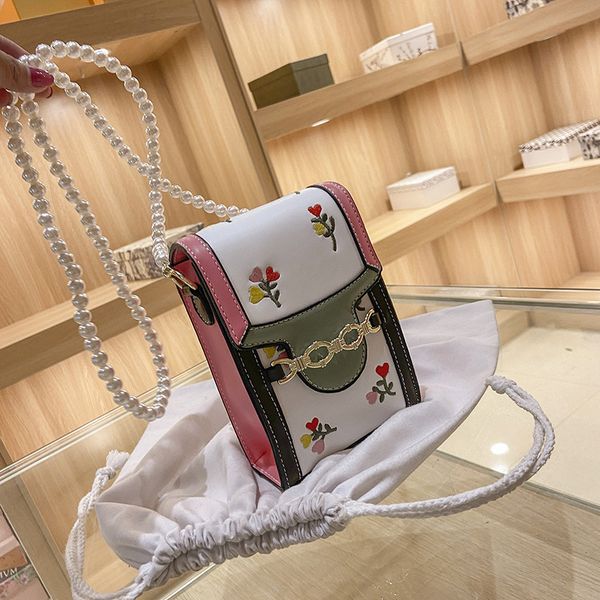 

70% off fashion mobile 2021 summer new simple small square women's atmosphere sweet fresh chain messenger bag 8xu7