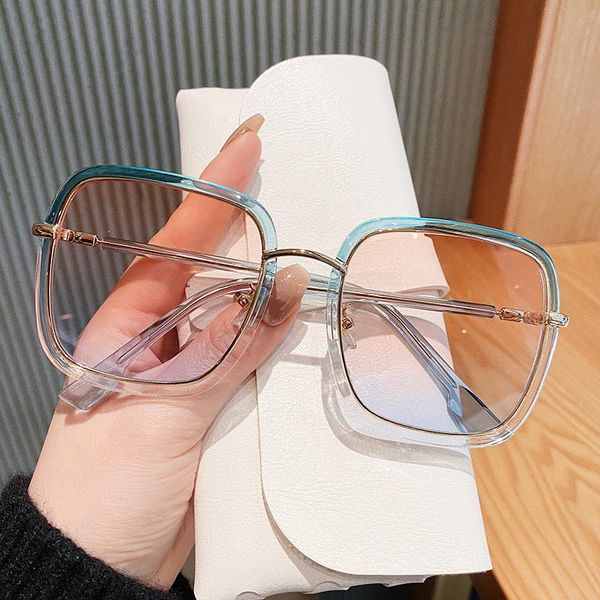 

sunglasses vintage gradient color frame green clear for women 2021 fashion oversized alloy elegant sun glasses female shades, White;black