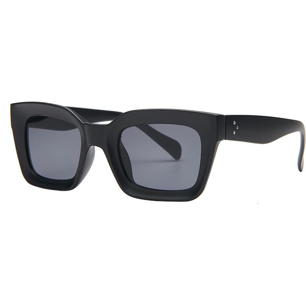 

sun glasses 2021 classic rivet glasses men women brand designer driving round frame male goggle uv400 gafas de sol, White;black