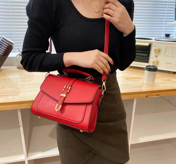 

cross body 2021 fashion retro handbags trendy one-shoulder diagonal bag european and american simple texture