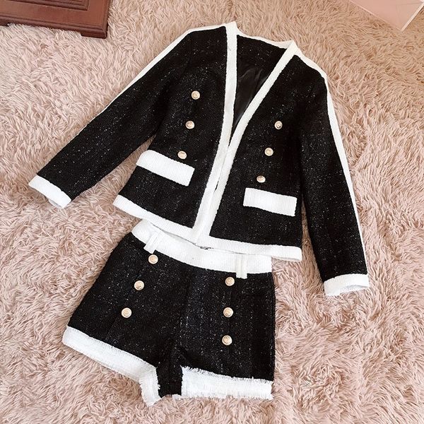 

2021 autumn winter long sleeve v neck black contrast color glitter tweed panelled coat + buttons mini short shorts two piece suits 2 pieces, Gray