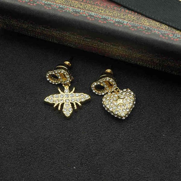 

70% off 21 new asymmetric bee love letter earrings women's net red same live broadcast with goods, Silver