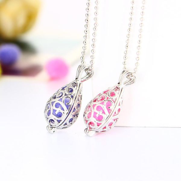

chains sliver plated geometric diffuser pendants necklace essential oils balls hollow locket perfume pendant, Silver