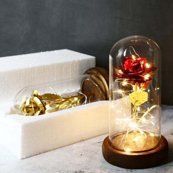 Dekorative Blumenkränze, künstliche Rosenblume aus Goldfolie mit LED-Lichterkette in Glaskuppel auf Holzsockel, Valentinstagsgeschenk, Heimdeko