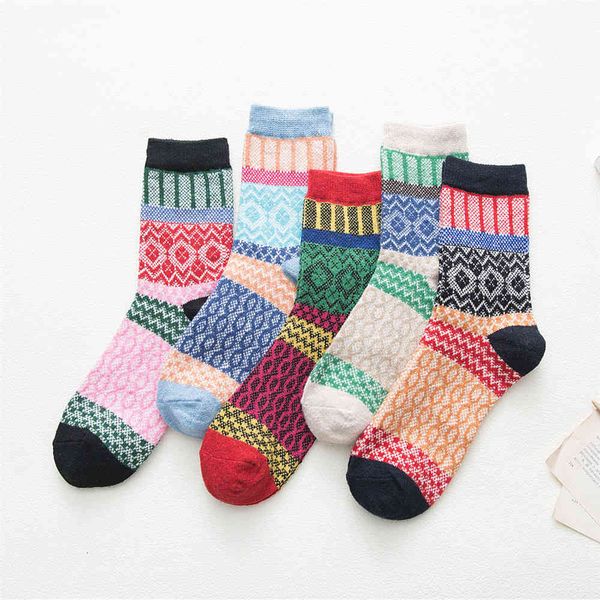 

socks autumn and winter double way warm women's rabbit wool short vertical strip literary artistic national style, Black;white