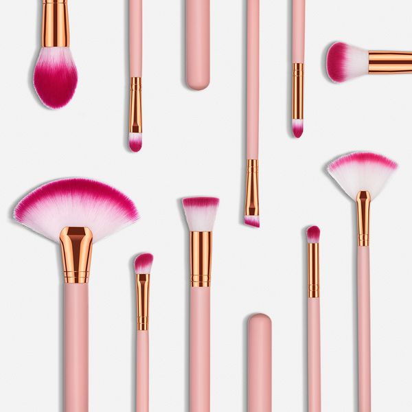 

lovely pink makeup brushes set 4/10 pcs brush tools wood handle soft hair for eyeshadow blush highlighter loose powder cosmetics accessories