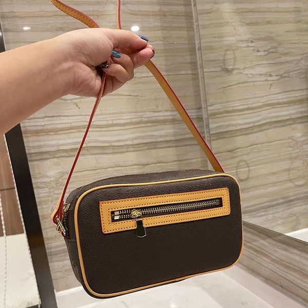

woman luxury fashion shoulder bags classic style designer printed messenger bag wholesale