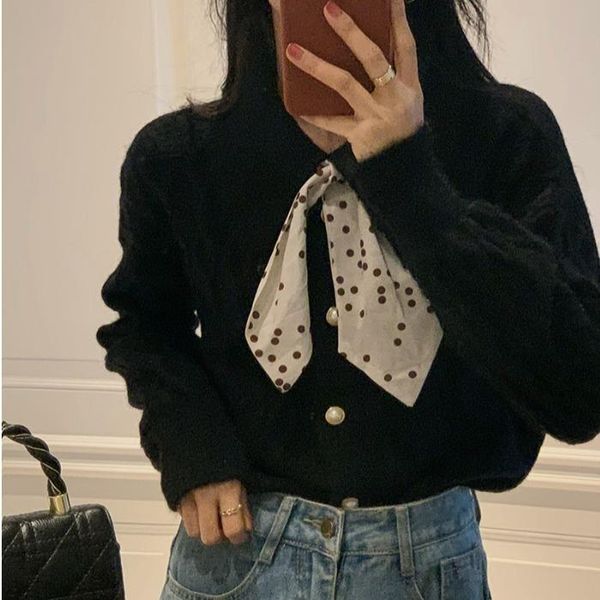 

women's t-shirt french twist sweater 2021 autumn winter korean version loose lapel pearl single breasted fashion, White