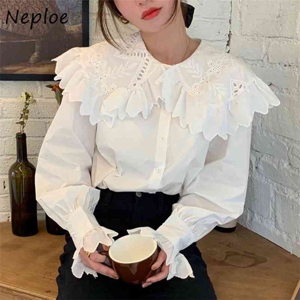 

heavy work lace patchwork hook flower blouse women pullover flare long sleeve solid blusas elegant peter pan collar shirt 210422, White
