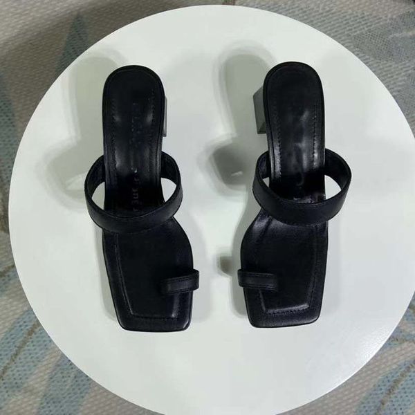 

70% off wholesale sandals flip-flops summer new pattern leather unique square heel outdoor all-match white-collar mid-heel sandals, Black