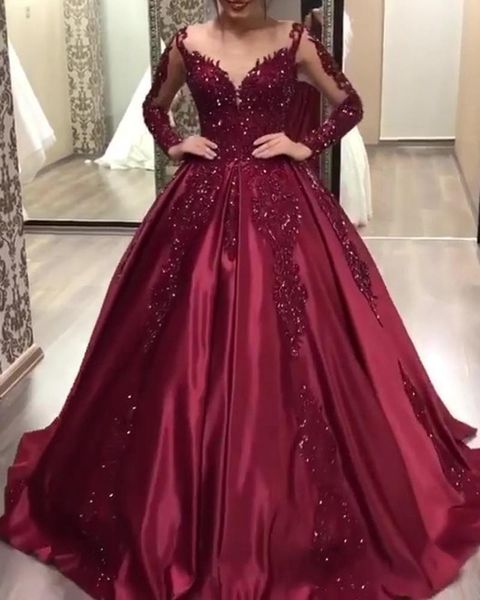 Glitzerndes burgunderrotes Ballkleid, formelle Abendkleider, lange Ärmel, Applikationen, Perlen, Arabisch, Dubai, Abschlussball, Party, besondere Anlässe, Kleid mit rotem Teppich