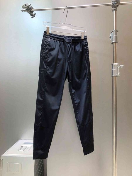 

pujia 2021 spring and summer thin su dry tether pocket zipper binding leg small foot elastic waist splicing men's pants, Black