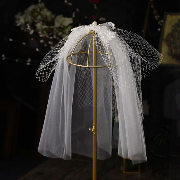 

bridal veils elegant shoulder veil breathable mesh tulle lace appliqued pearl handmade headdress for wedding party travel po v671-2, Black