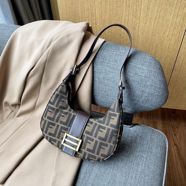 

wholesale crescent style star net armpit red female the same slanting single shoulder bag luxurys designers bag luxurys designers bag