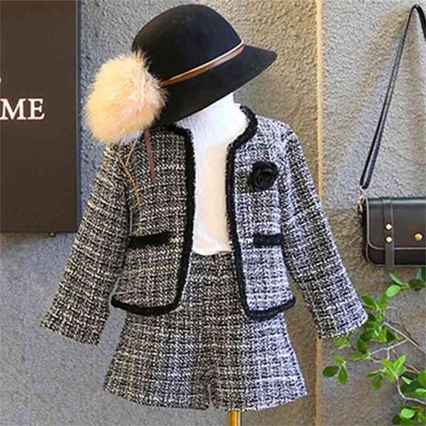 Completi da bambina Abbigliamento per bambini Autunno Inverno Plaid Abito da studente coreano Cardigan in maglia Maglione + Pantaloncini 2 pezzi Abiti per bambini 210625