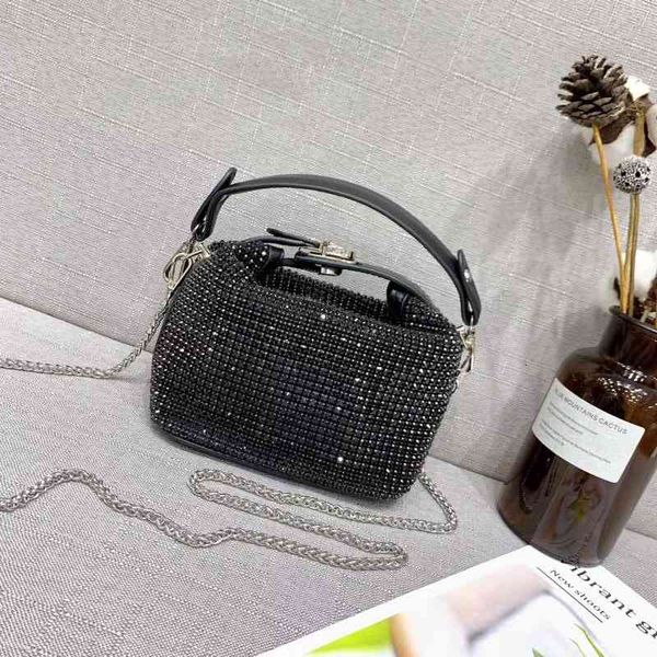 

2021 diamond lunch box full bag handbag king holding dinner
