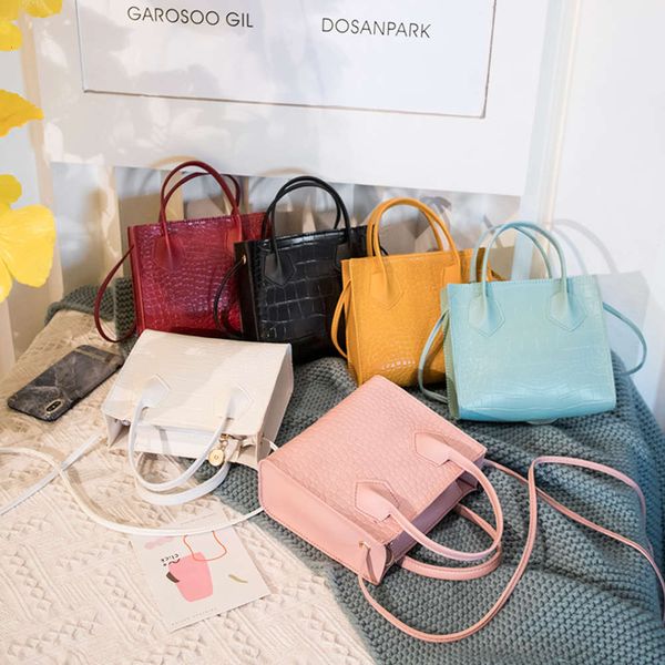 

handbag for women fashion exquisite shopping bag retro casual totes shoulder bags female leather solid color chain