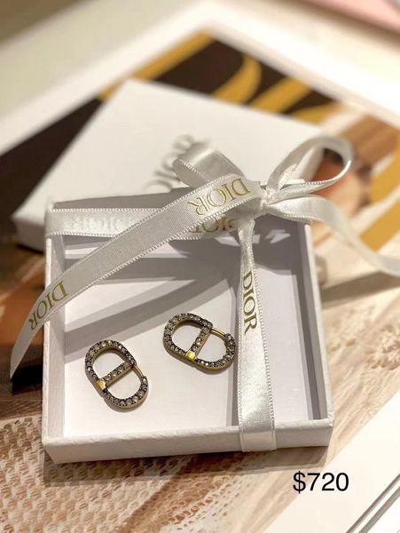 

special offer 2021 luxury designer jewelry small fragrance earrings letter earrings personality atmosphere, Silver