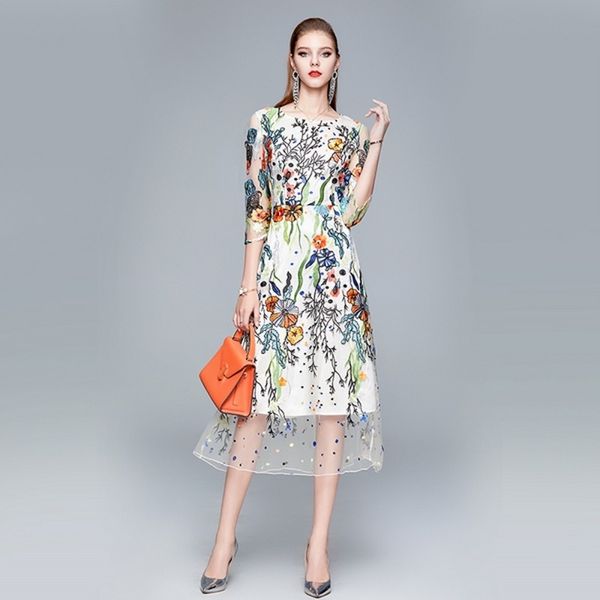 Sonbahar Zarif Çiçek Nakış Elbise Yerleşimi Dantel Örgü Elbise Kadın Rahat O-Boyun Üç Çeyrek Kol Bayanlar Parti Elbise 210514