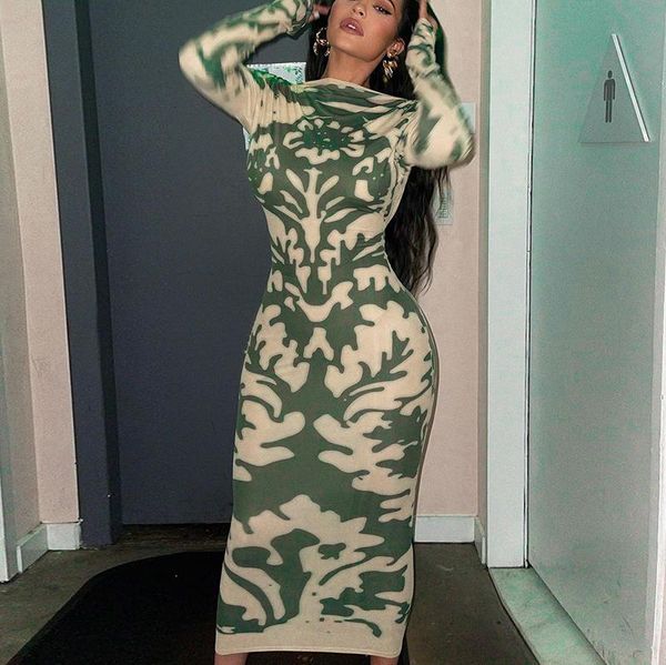 

casual dresses 2021 women printed backless long dress irregular printing sleeve o-neck high waist skinny, Black;gray