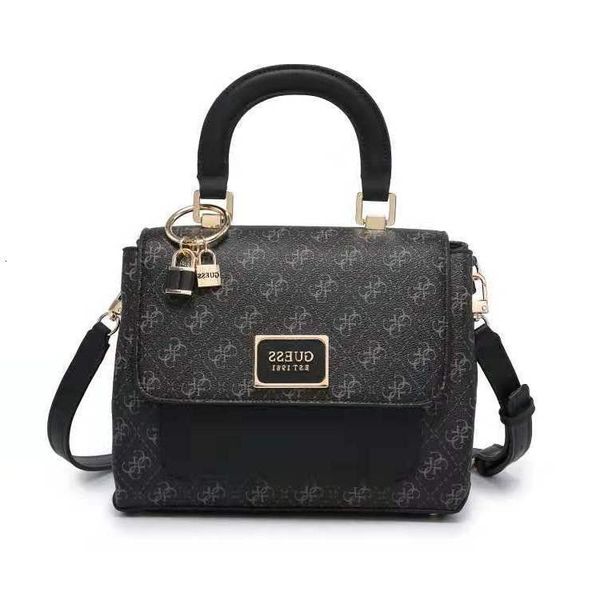 

gs new medium old flower print solid color portable single shoulder messenger bag