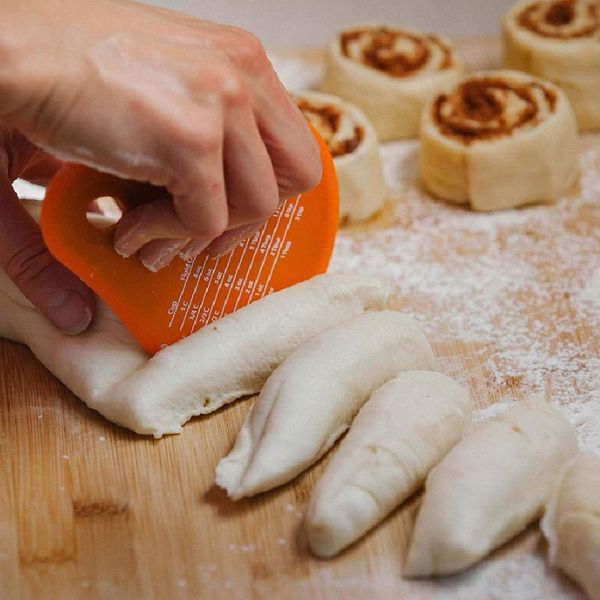 

scaled dough cutting non-stick silicone cream scraper baking accessories cookie cutter cake tools goods for the kitchen cuisine8 & pastry