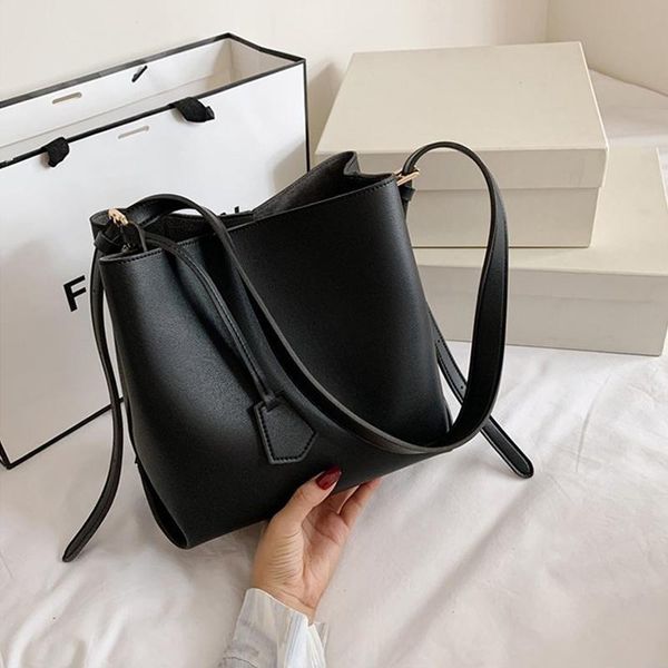 

evening bags ladies small pu leather bucket solid color handbags for women 2021 tote bag travel lady fashion hand bolsa