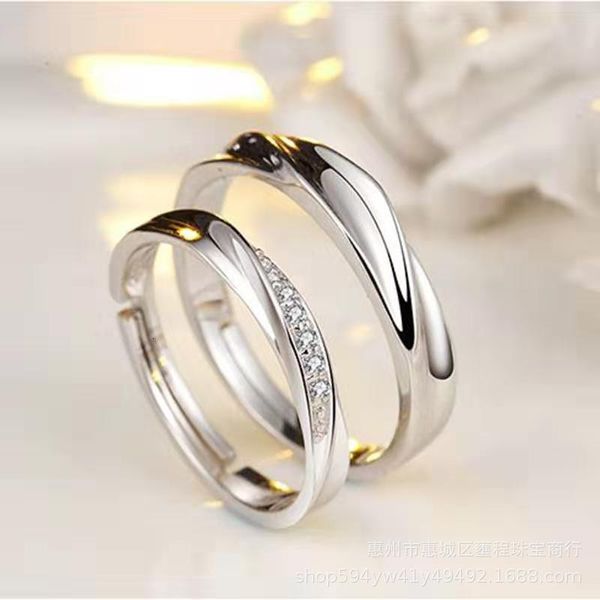 

a pair of students' simple clasp design engraving souvenir gift, Silver