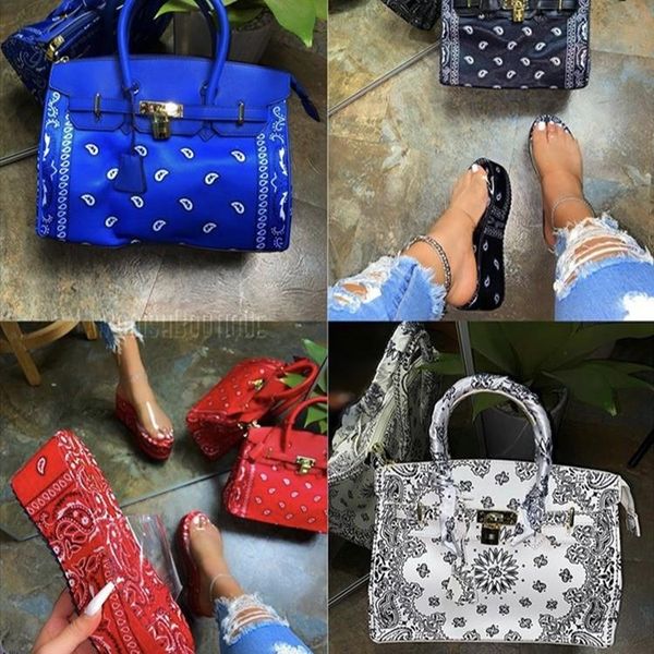 

paisley wild women slipper waterproof platform 2021 winter fashion thick bottom shoes royal blue bandana print outdoor slide slippers, Black