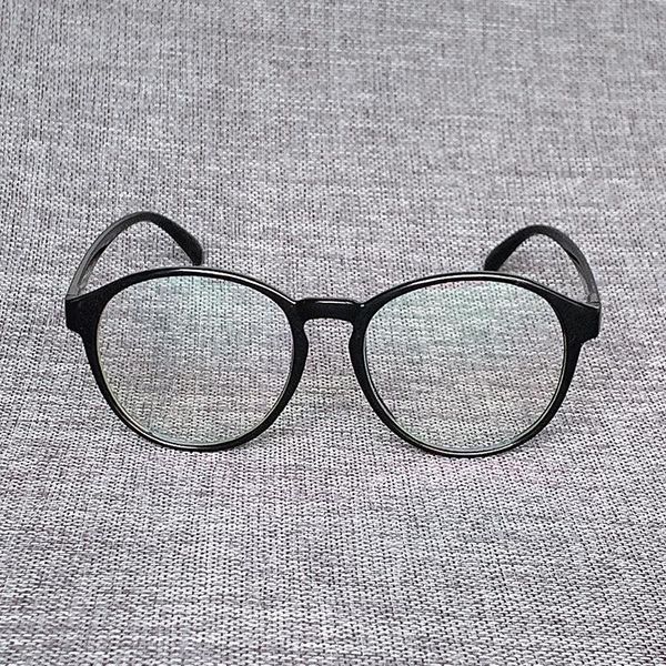 Модные солнцезащитные очки рамки жены ретро -глазные очки рамки винтажные бренды Desinger Ladies Optical Clear Plound Lens Eyewear Oval Nerd Party
