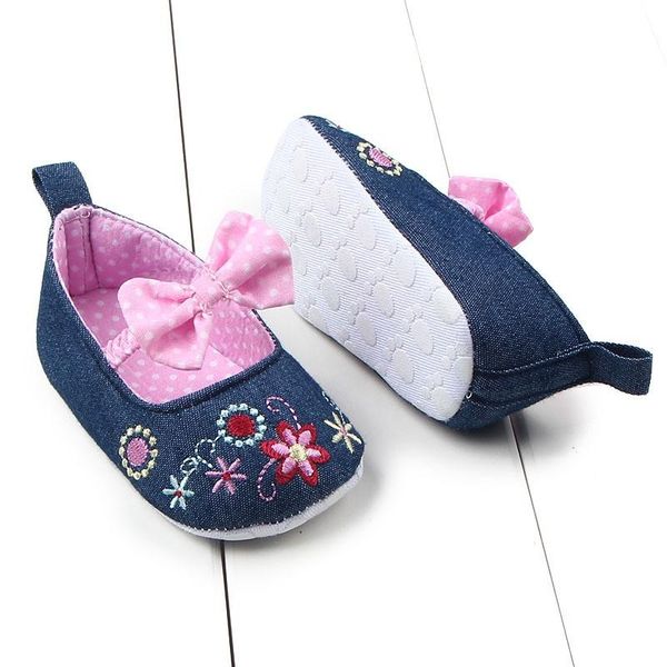 

first walkers 0-12m born baby infants girls princess shoes soft sole crib prewalkers