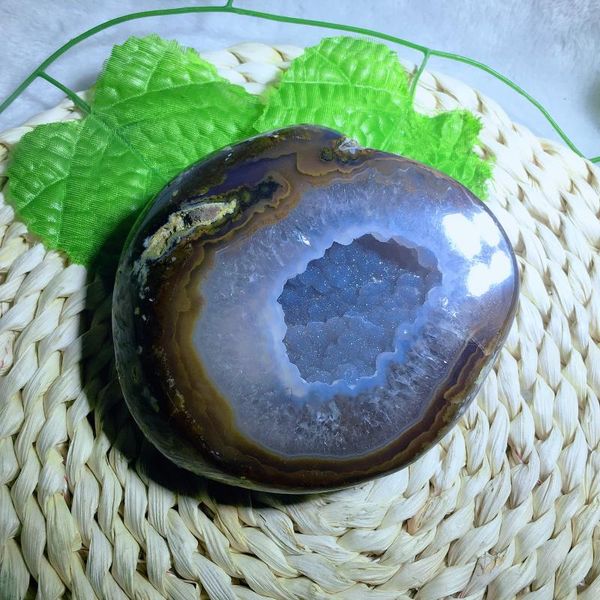 

circular agate geode decorative objects & figurines